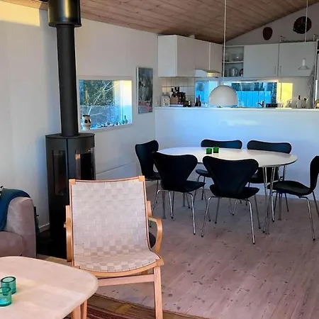 8238-knebel-begtrupvig-strandvej-57