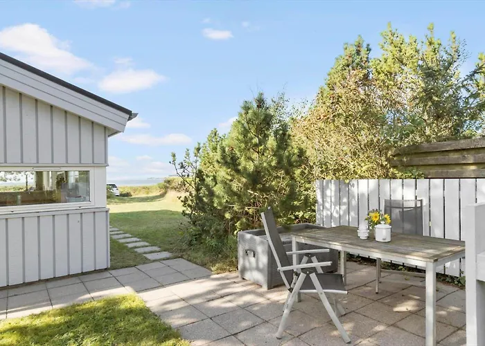 8238-knebel-begtrupvig-strandvej-57 Knebel